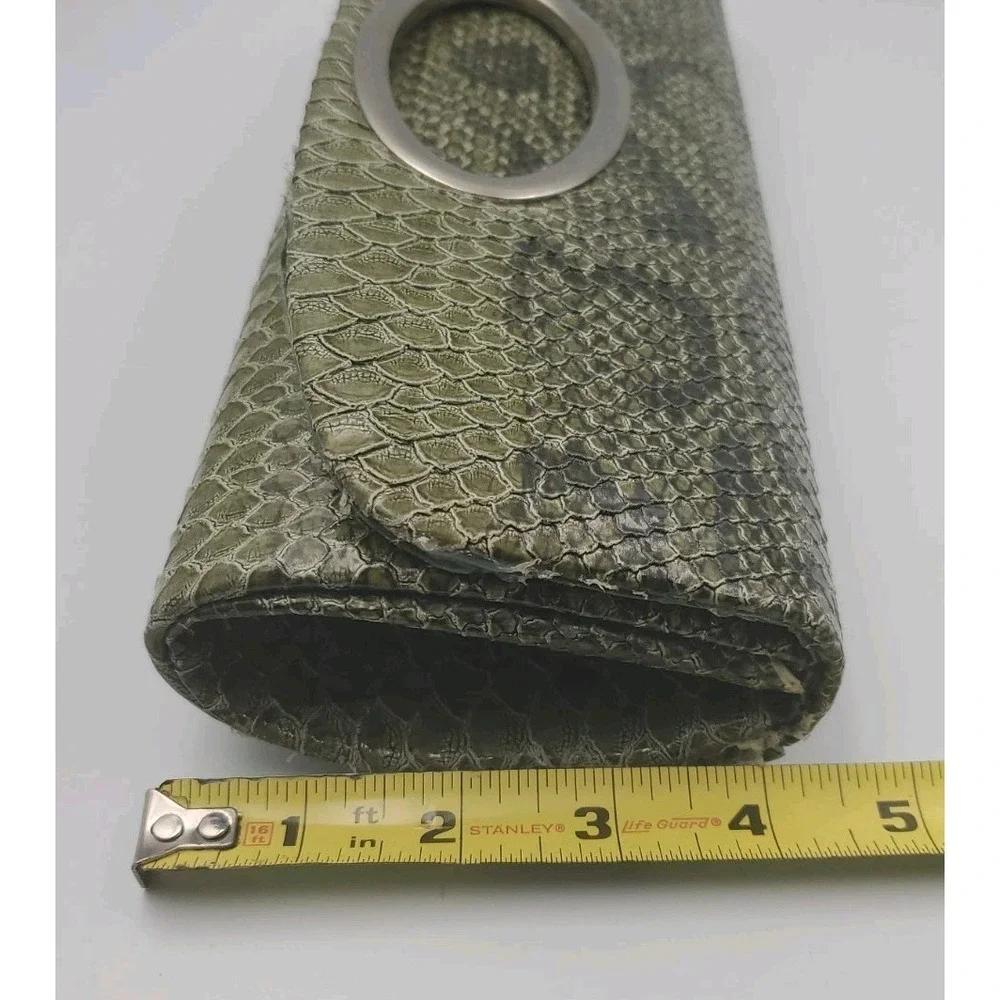 Bijoux Terner Green Faux Snake Skin Clutch Purse Handbag 12‎ x 5 x 1.5